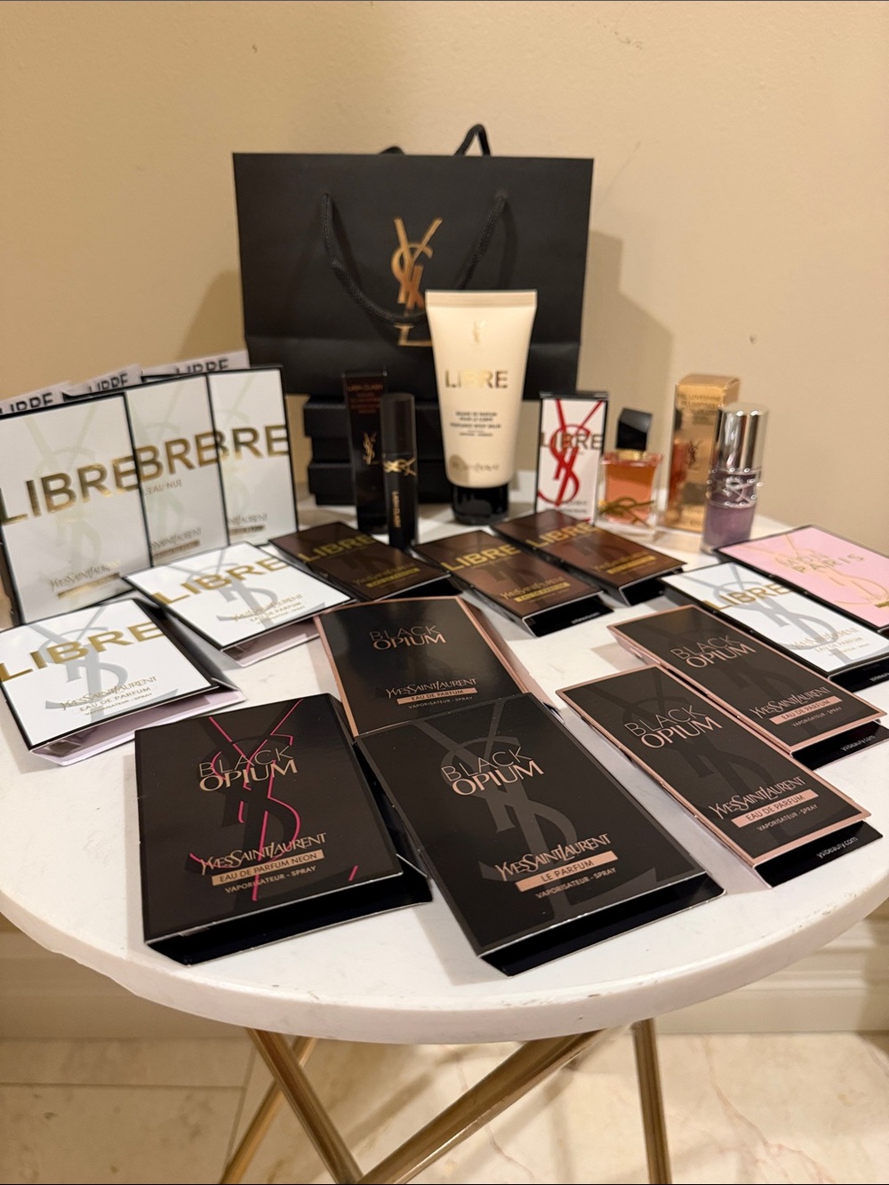 Yves Saint Laurent Libre & Black Opium Skincare and Fragrance Set - Black